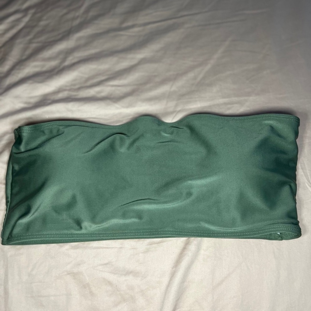 SHEIN Strapless Bikini Top
